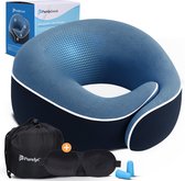 Donkerblauw nekkussen met stippenpatroon en wit accent, met bijpassende reisetui, slaapmasker en oordopjes.