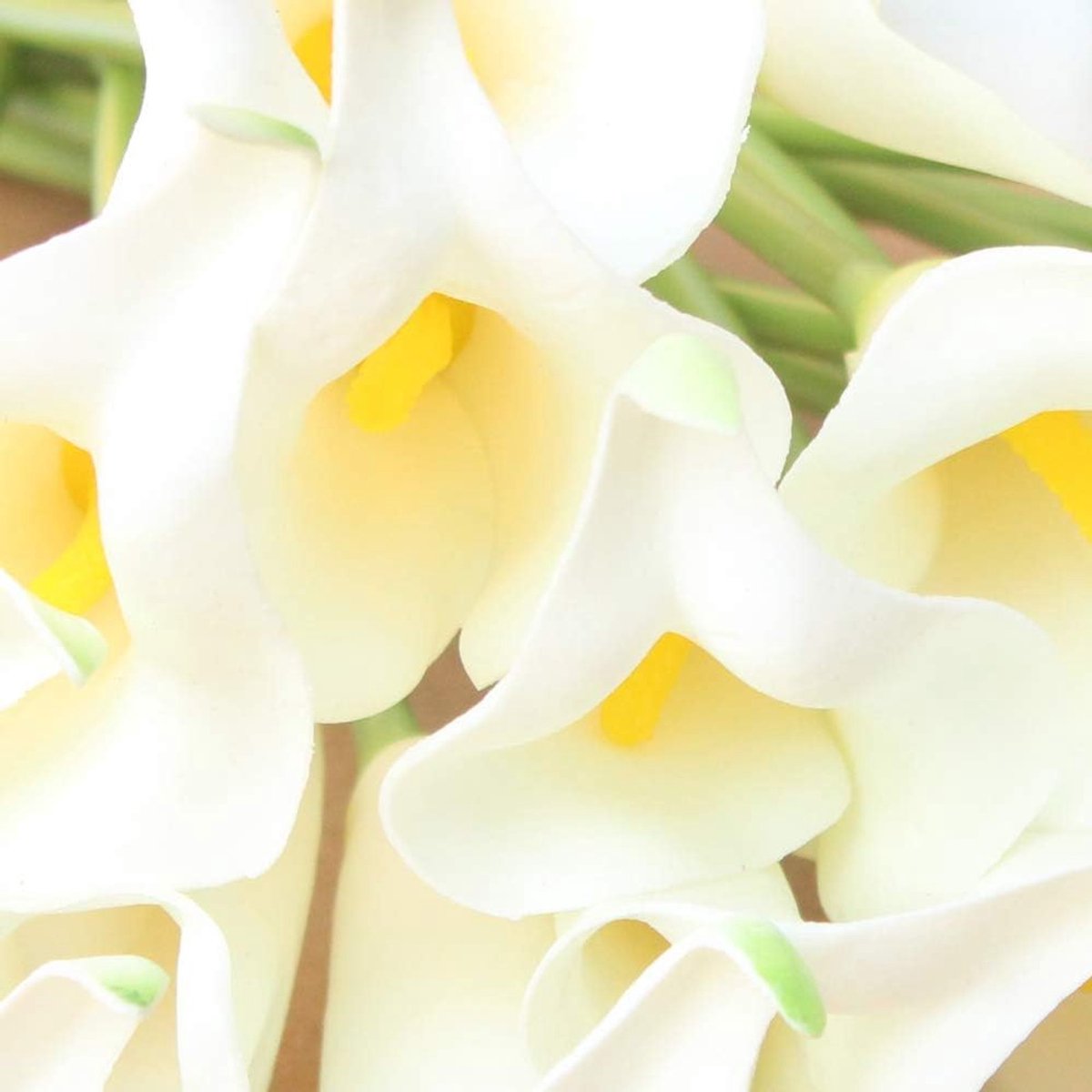 24PCS White Artificial Calla Lily Bridal Wedding Bouquet Artificial Flowers Real Touch Flowers for Home Decor Wedding - ShopVlot