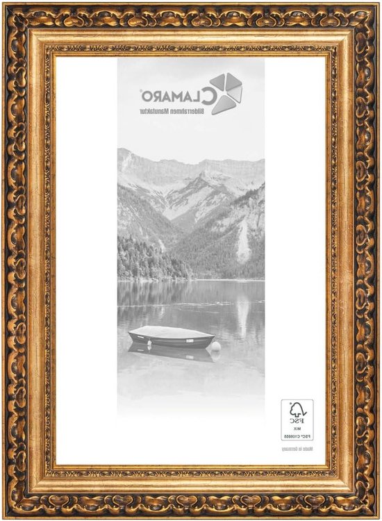Cadre baroque or antique orné de motifs, 80 mm de large, 80x120 cm, avec une image de paysage.