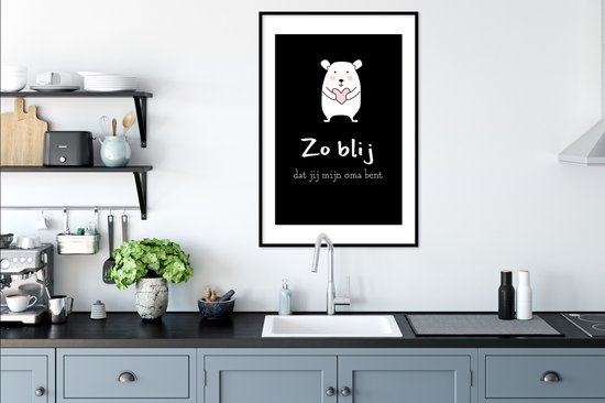 Fotolijst inclusief poster - Posterlijst 60x90 cm - Posters - Moederdag presentje voor oma – Zo blij dat jij mijn oma bent – zwart - Foto in lijst decoratie - Cadeau voor moeder - Moederdag cadeautje