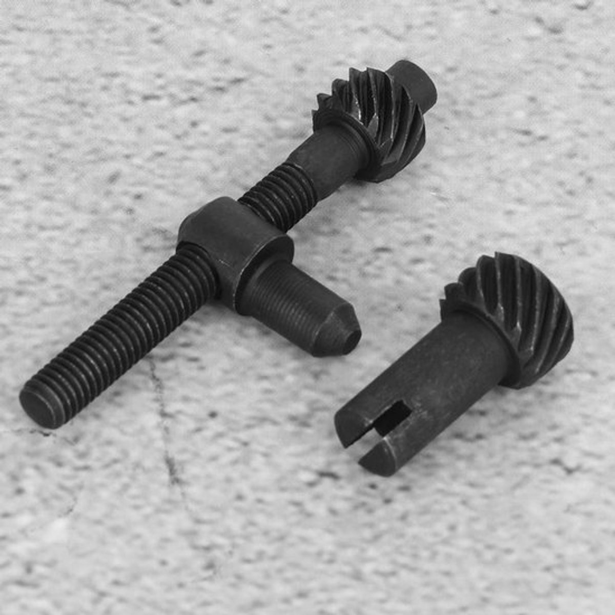 Dailygoods- Kettingenspanner Zwart - Kettingenspanner voor Chinese 2500/26cc