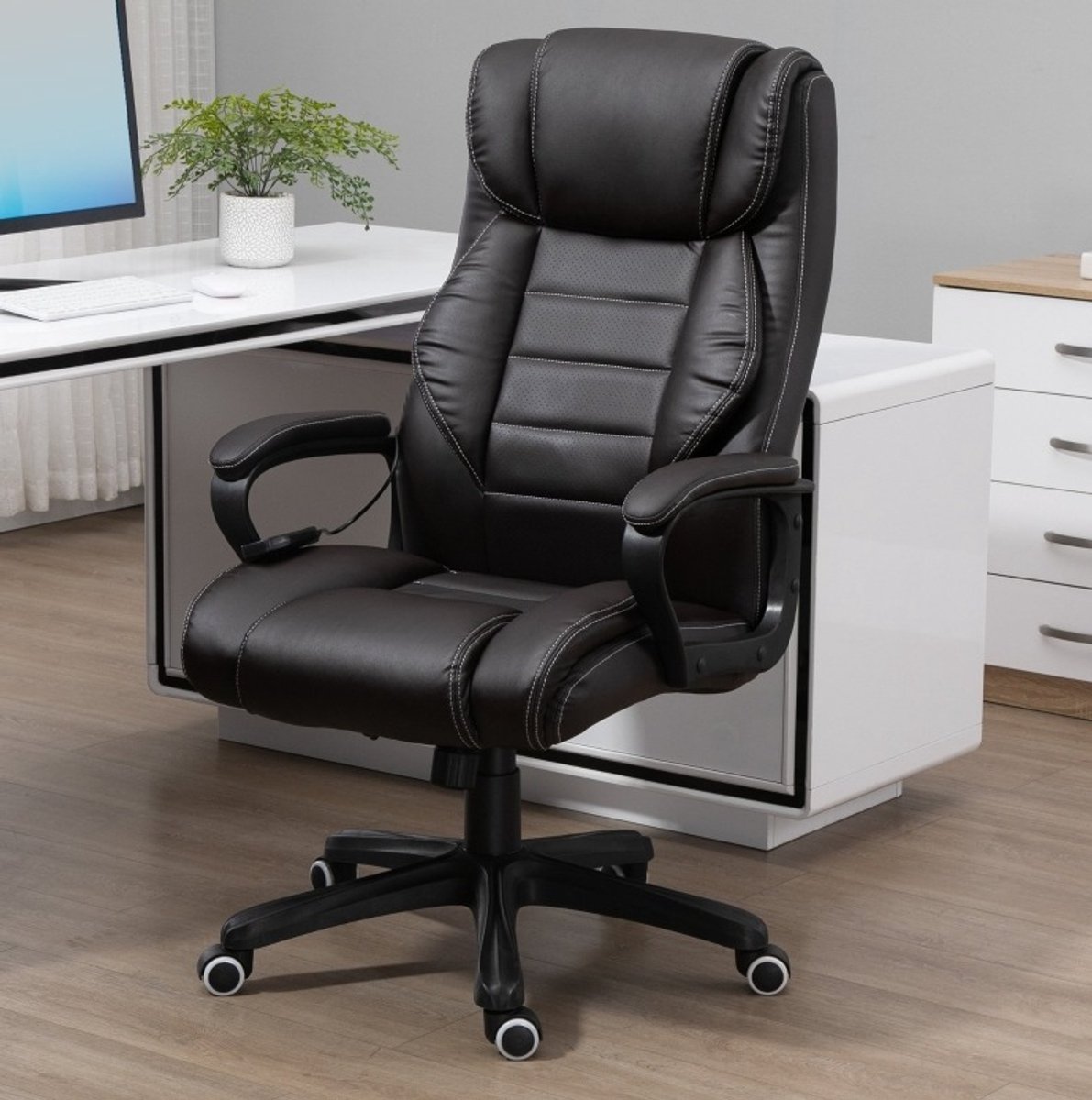 MEUNIQ ergonomische bureaustoel met massagefunctie, wippfunctie, hoogteverstelling, hoge rugleuning, hoofdsteun en wielen voor kantoor, bruin