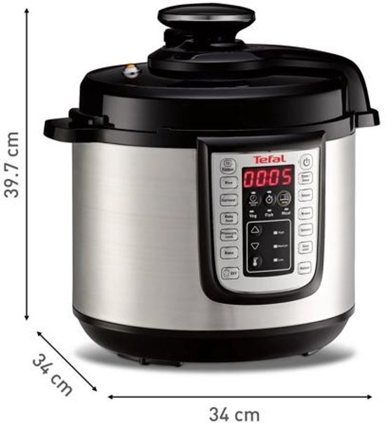 Zilverkleurige Tefal multicooker met zwart deksel en digitaal display met timer ingesteld op 00:05. Afmetingen 39,7 x 34 x 34 cm.