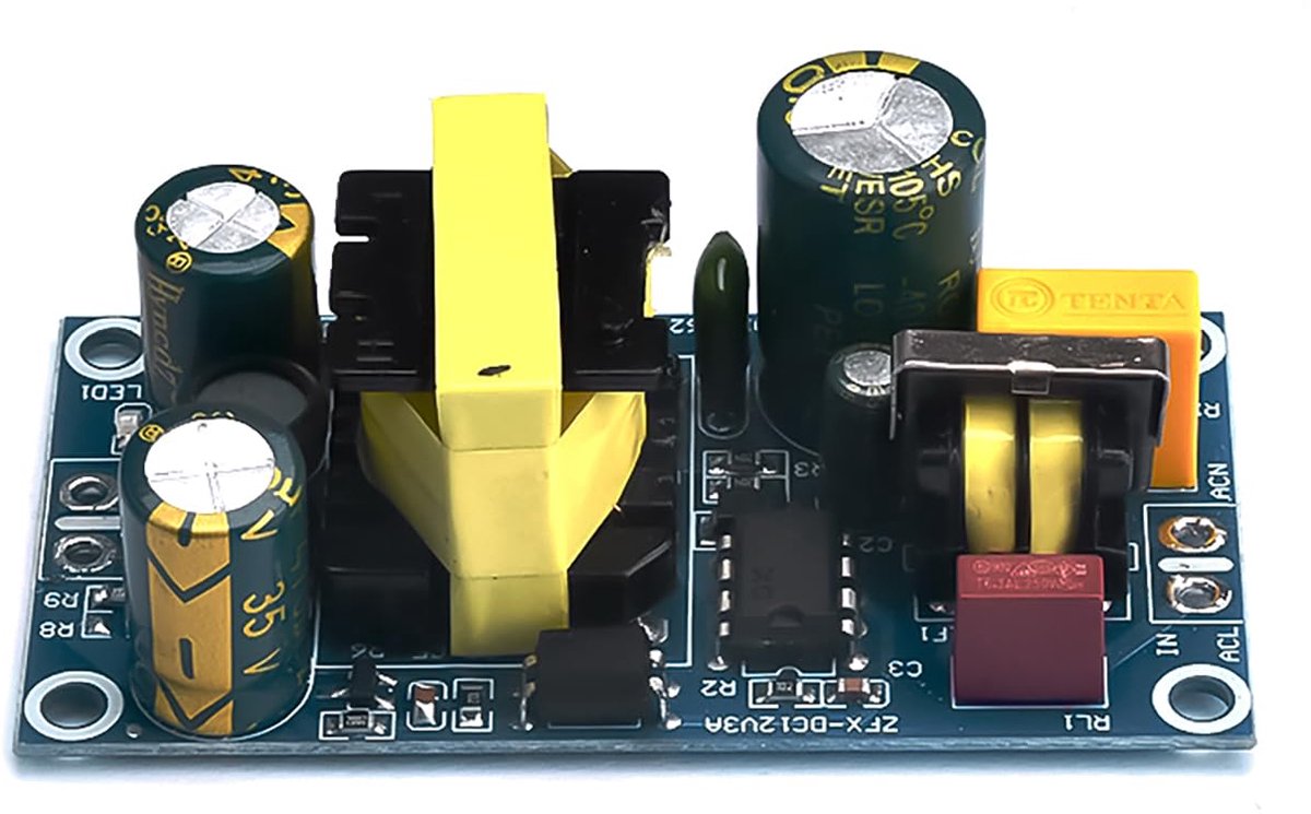 Schakelvoeding 12V 2A - Geïsoleerde AC/DC Transformator - Hoge efficiëntie en sterke isolatie - ShopVlot