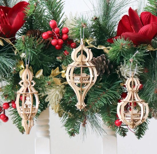 Tiny Treehouses Happy Holidays – Houten Kerstbal Bouwpakket (3 stuks)