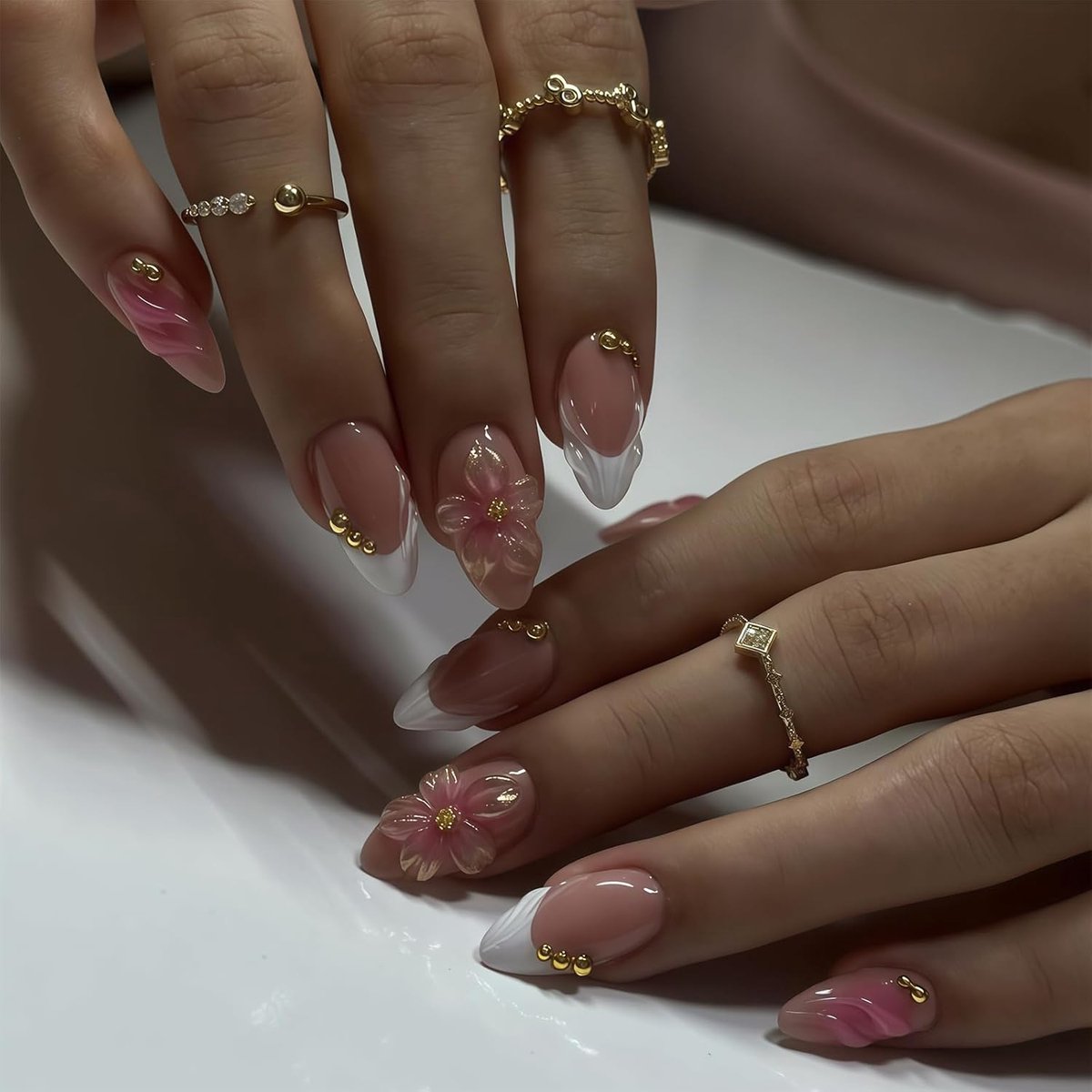 Persoonlijke Nagels Medium Almond - Handgemaakt Acryl met Bloemdesign - Korte Kunstnagels voor Bruidsfeest - SnelShoppen