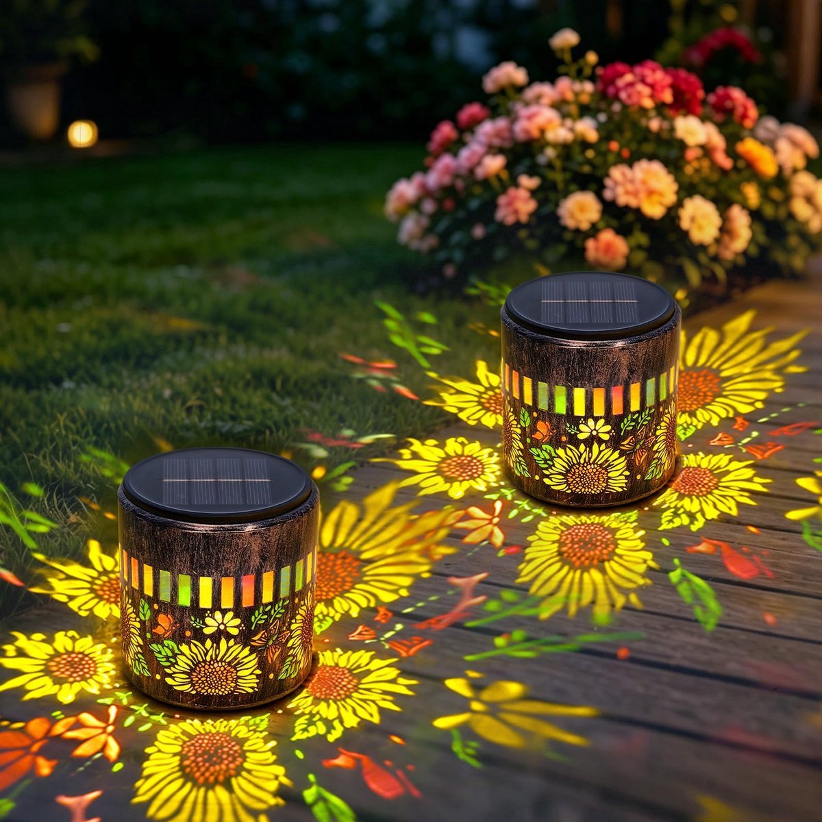 Casalora Tuinverlichting - tuinverlichting op zonneenergie - Solar Wandlamp Buiten - 2 Set - Zonnebloem Opengewerkte Lantaarns van Smeedijzer Solar Schuttinglamp voor Tuin, Terras, Gazon en Pad Decoratie - Tuinverlichting