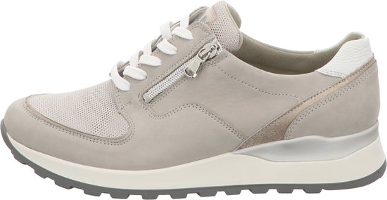 Lichtgrijze sneaker met ritssluiting, veters en mesh details. Rubberen zool.