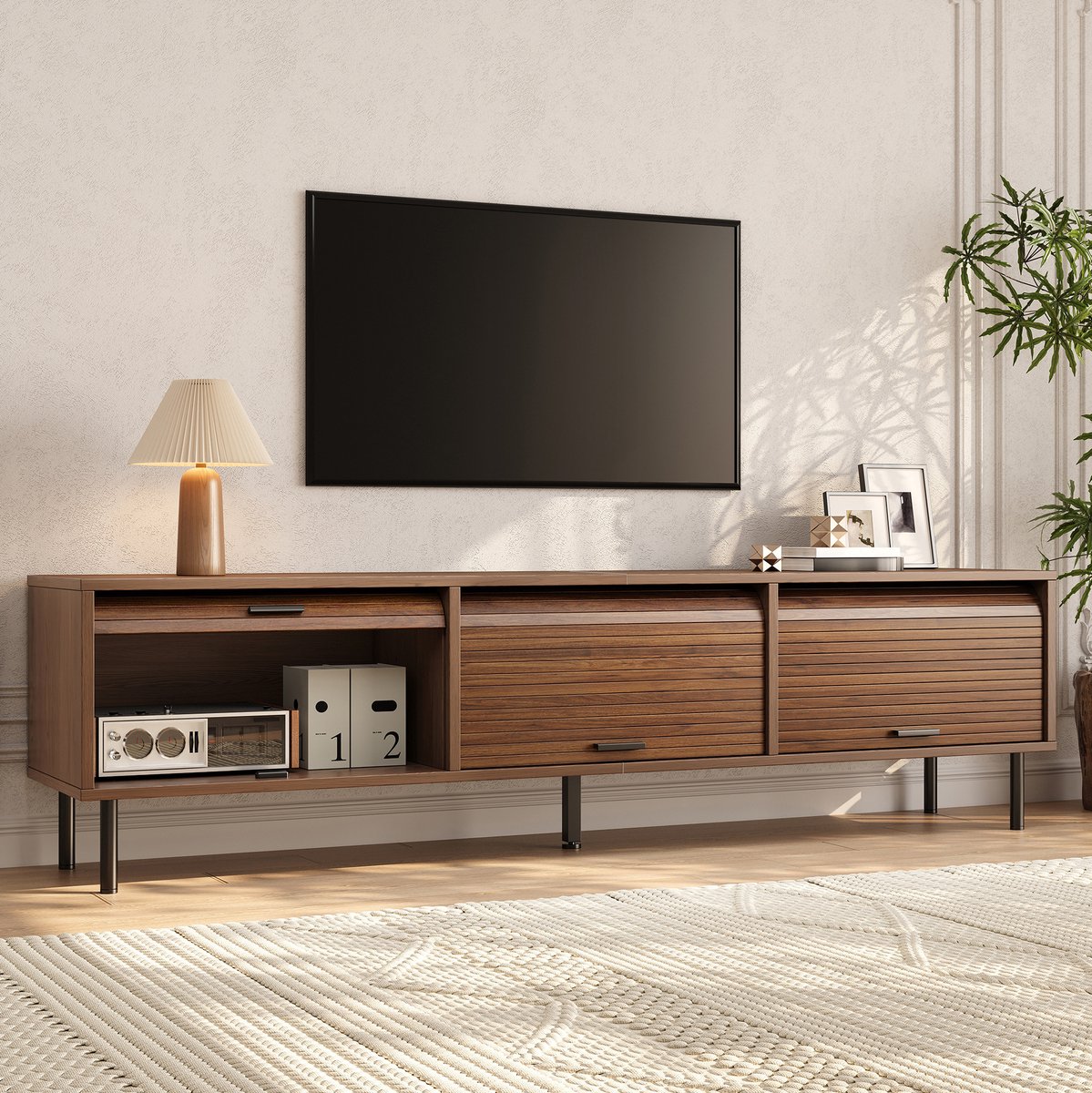FloraGrace Tv-Meubel - Drie Schuifdeuren Met Verticale Reliëfstructuur - Opbergruimte Voor Woonkamer - Hout En Metaal - 180x40x55 Cm - Walnoot