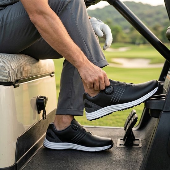 Zwarte golfschoenen heren maat 41 – sportieve golf schoenen met witte zool, draaiknop sluiting, zwarte veters en profielzool – heren golf sneakers — afbeelding 3