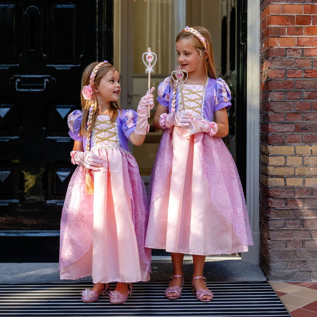 Het Betere Merk - Prinsessenjurk meisje - Roze / Paarse jurk - Verkleedkleding meisje - Carnavalskleding Kind - Kleed - Lange handschoenen - Haarband — afbeelding 7