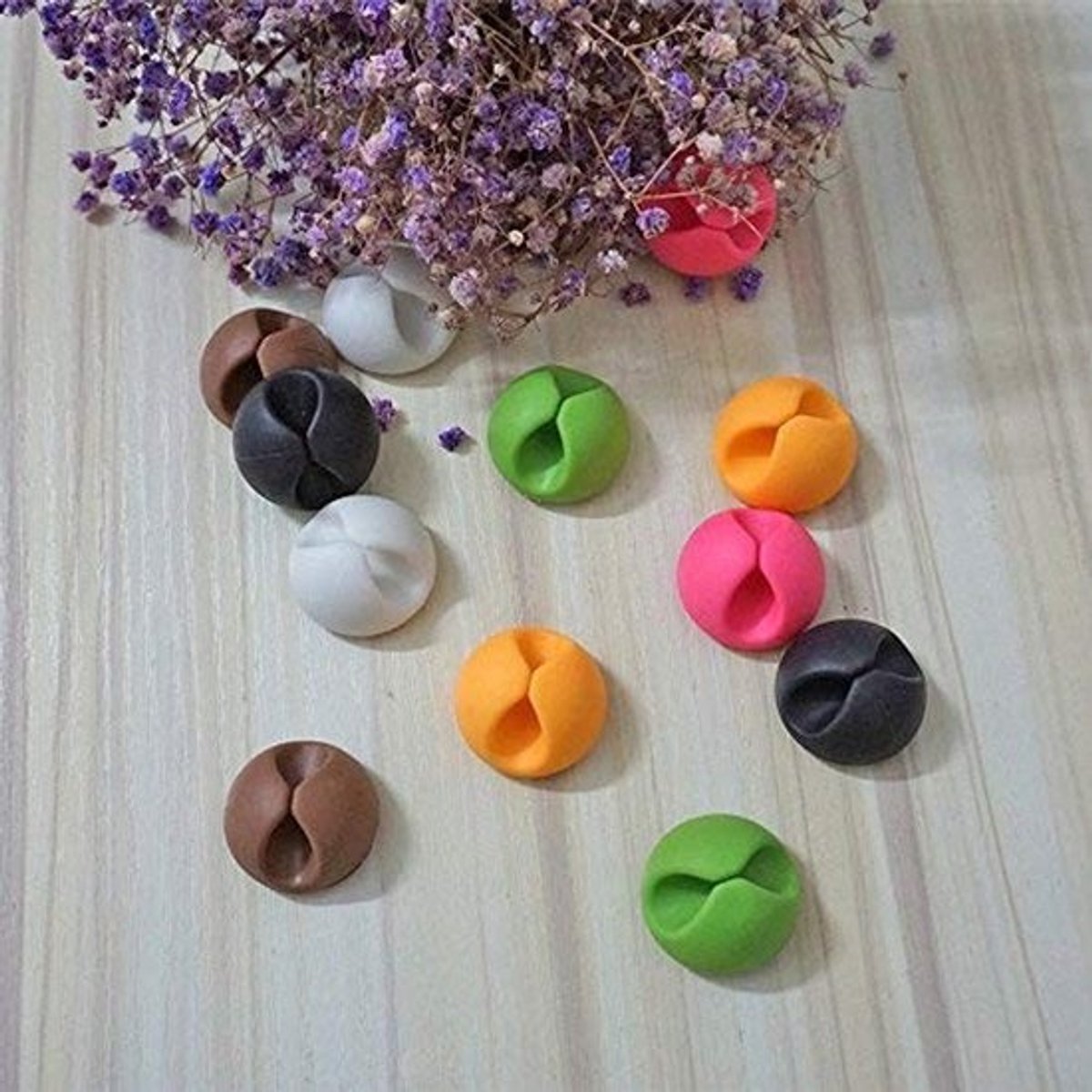 12 Stuks Kleurrijke Kabelclips - Kabelopslag Organizer - Desk Management - Ideaal voor Thuis en Kantoor - Voor TV, PC en Laptop