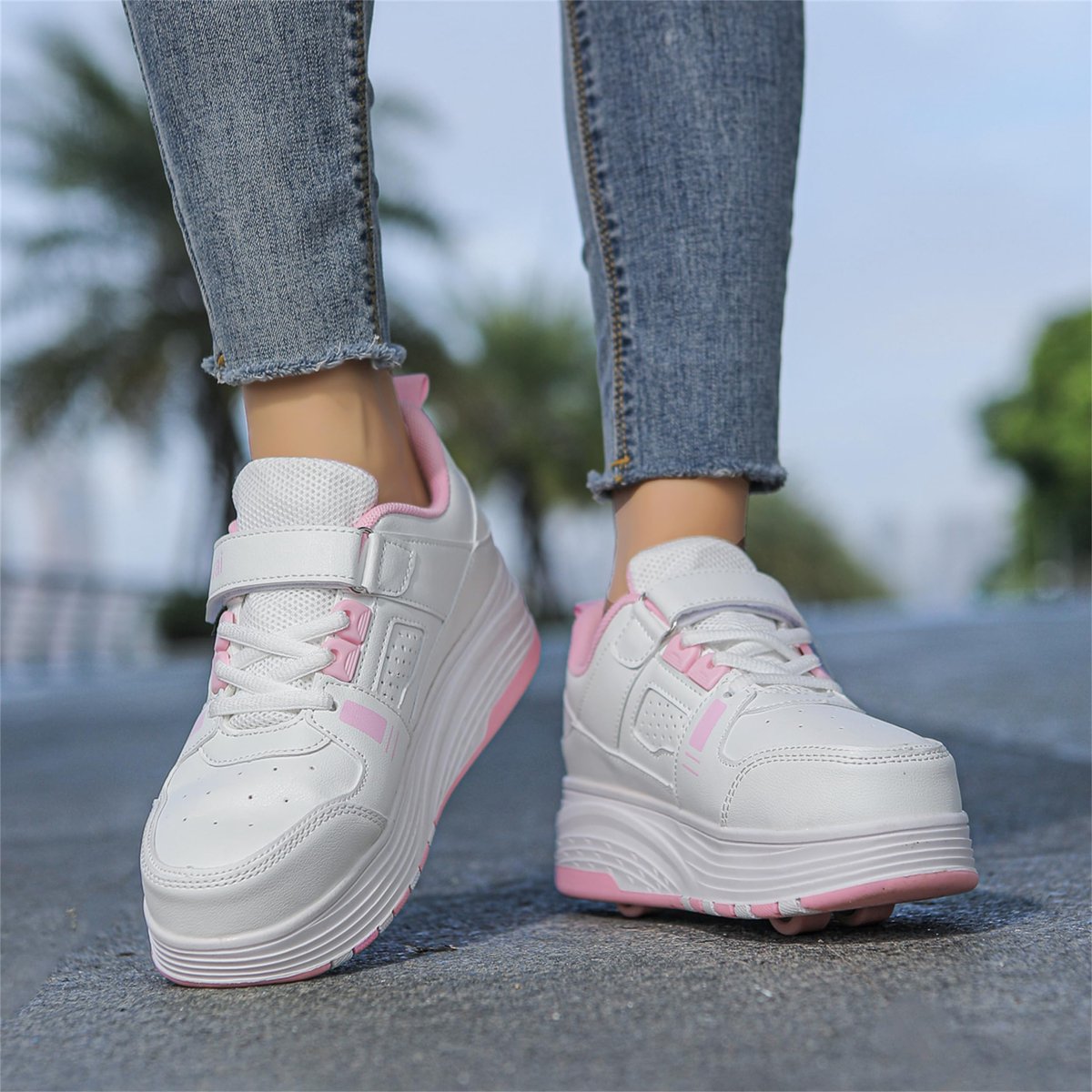 SnelShoppen - Skridsko Schoenen met Wieltjes voor Kinderen - 2-in-1 Rolschaatsen voor Jongens en Meisjes - Outdoor Gym Schoenen met 4 Wielen - Perfect