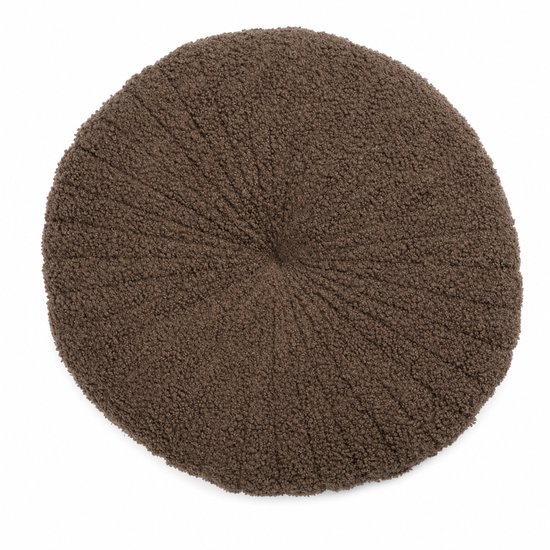 Bruin, rond teddy bouclé sierkussen met ribbelpatroon, van bovenaf gezien.