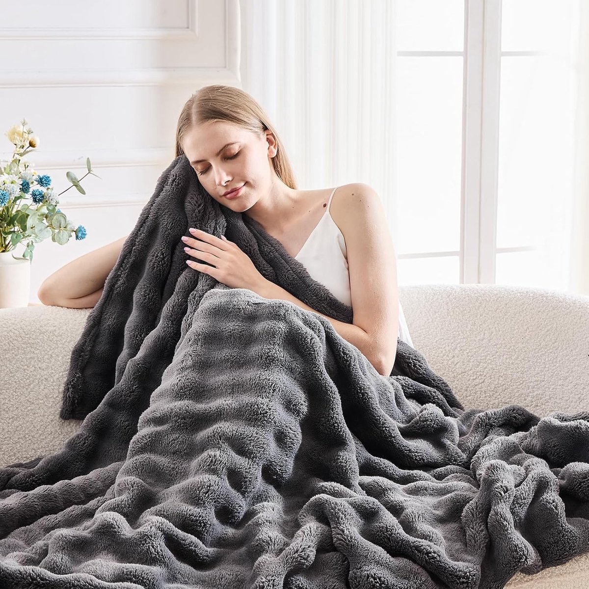 Wajade Fluffy Flannel Deken Grijs Faux Fur Bed Throw Super Zacht Warm Grote Deken voor Bed Sofa Auto, 153x203CM - ShopVlot