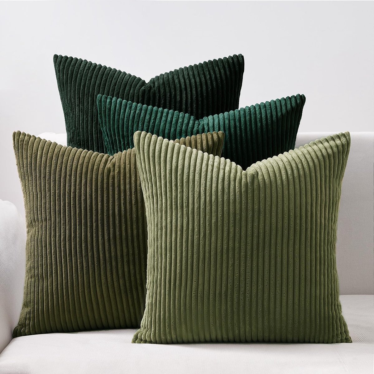 Elzusha - Set van 4 Decoratieve Kussenhoezen 60x60cm - Donkergroen Ribfluweel