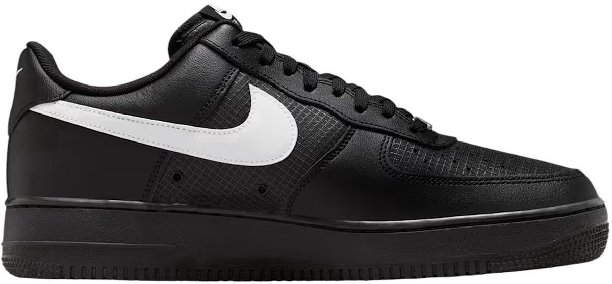NIKE AIR FORCE 1 ’07 LV8 IR0952-001 Nike Sportschoenen Heren Model IR0952-001 Zwart
