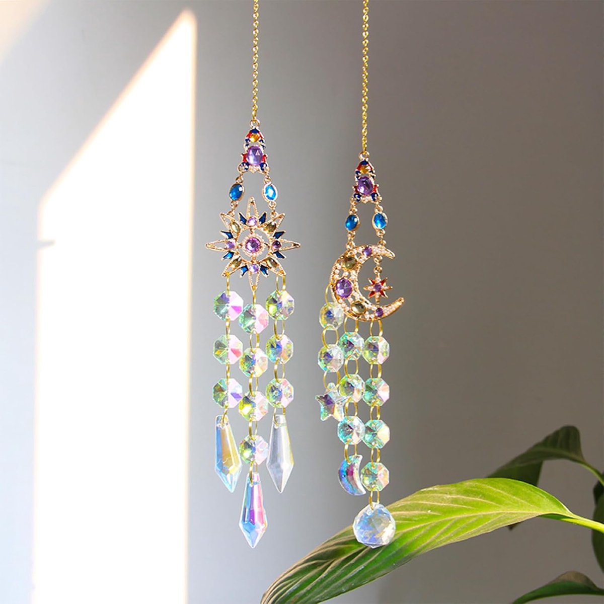 Zonnevanger, 2 stuks, hangend ornament, regenboogkristal, zonnevanger voor huis, slaapkamer, balkon, tuin, kantoor (sterren, maan)