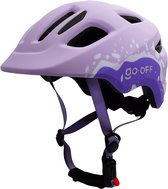 Lila kinderhelm met paarse en witte spatten en 'go-off' logo, met verstelbare banden en gesp.