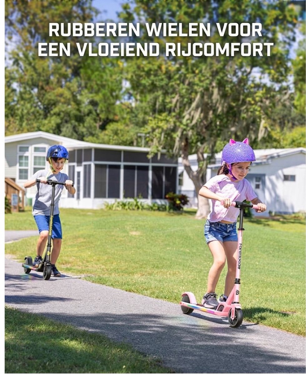 TYR® Elektrische Step - 60kg - Elektrische Steps voor Kinderen - In hoogte Verstelbaar - - Zwart - 75cm x 25cm x 14cm