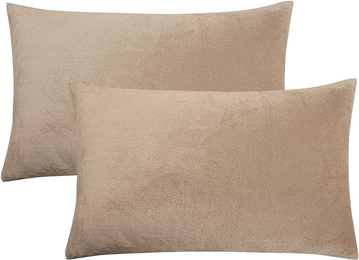 Set van 2 Fluwelen Kussenhoezen 40 x 80 cm Super Zacht en Fluffy Decoratieve Kussens voor Sofa en Slaapkamer Beige