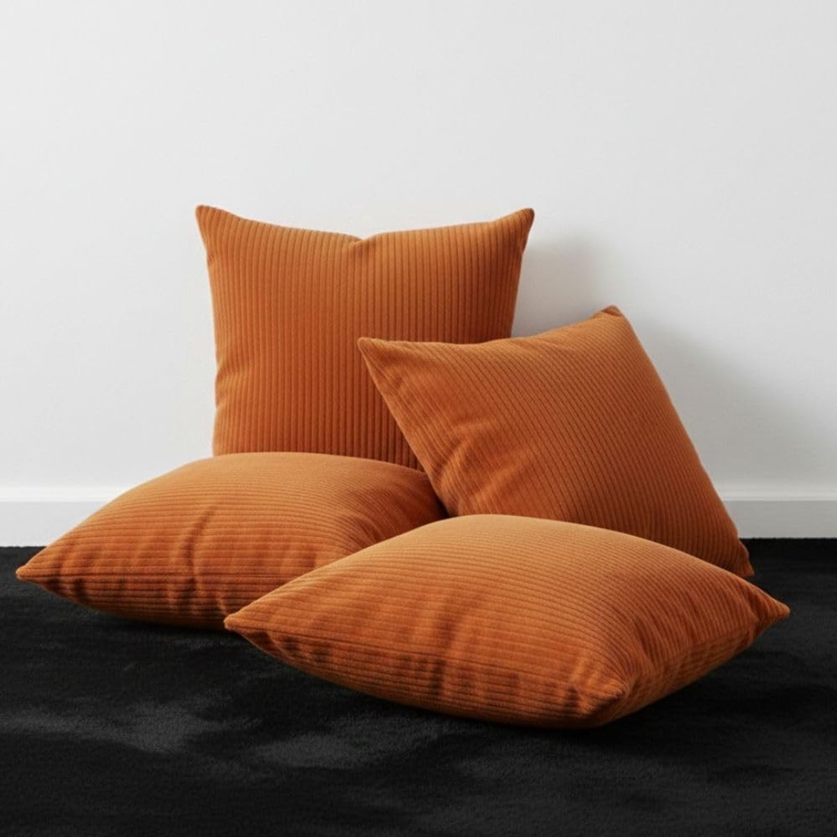 Omgoods - Set van 4 Corduroy Kussenhoezen - Zachte Gestreepte Kussenslopen voor Woondecoratie - Burnt Orange 45x45 cm
