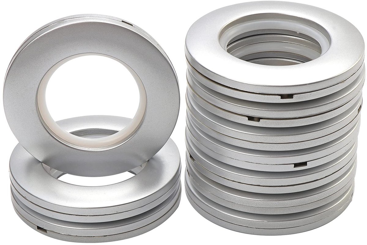 Omgoods - 32 Stuks Plastic Gordijnringen - Geluiddempende DIY Ringen voor Raam en Douche, Matte Zilver