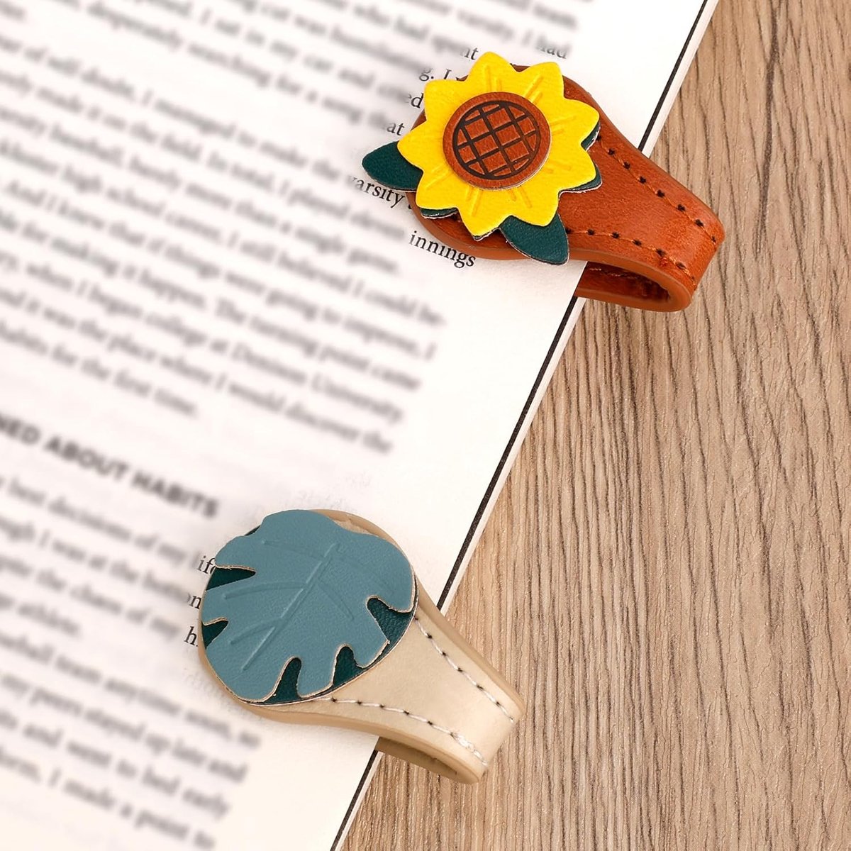 2 Stuks Vintage Magnetische Bladwijzers, Duurzaam Leer Magnetische Boekklemmen Leuke Leesaccessoires voor Vrouwen Vrienden Boekenliefhebbers (Bladeren en Zonnebloemen)