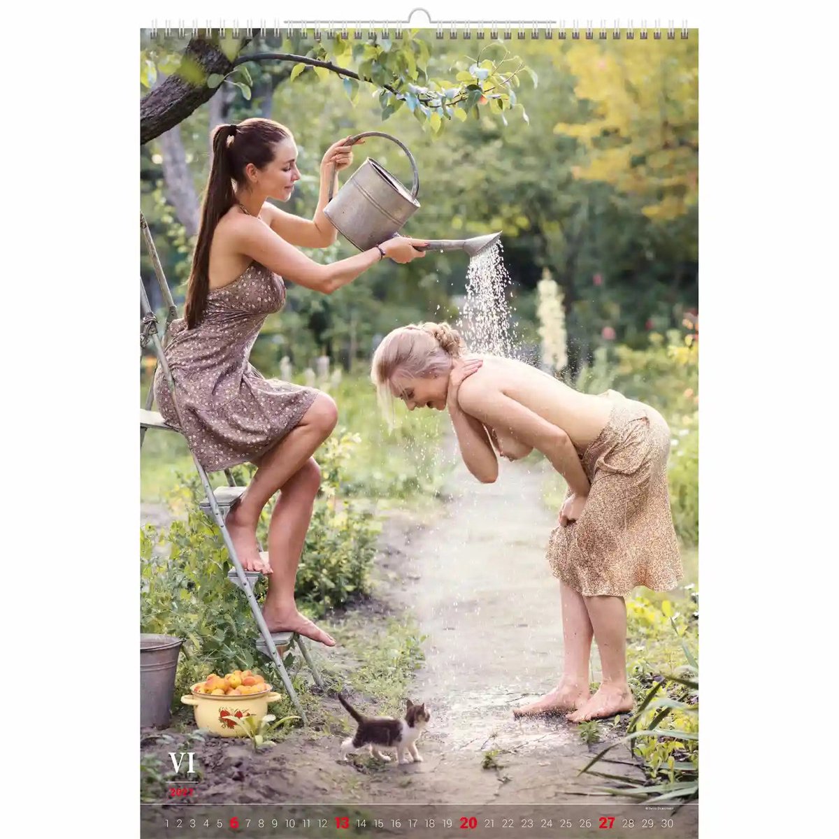 C277-27 Female Charm Kalender B3 maat 2027