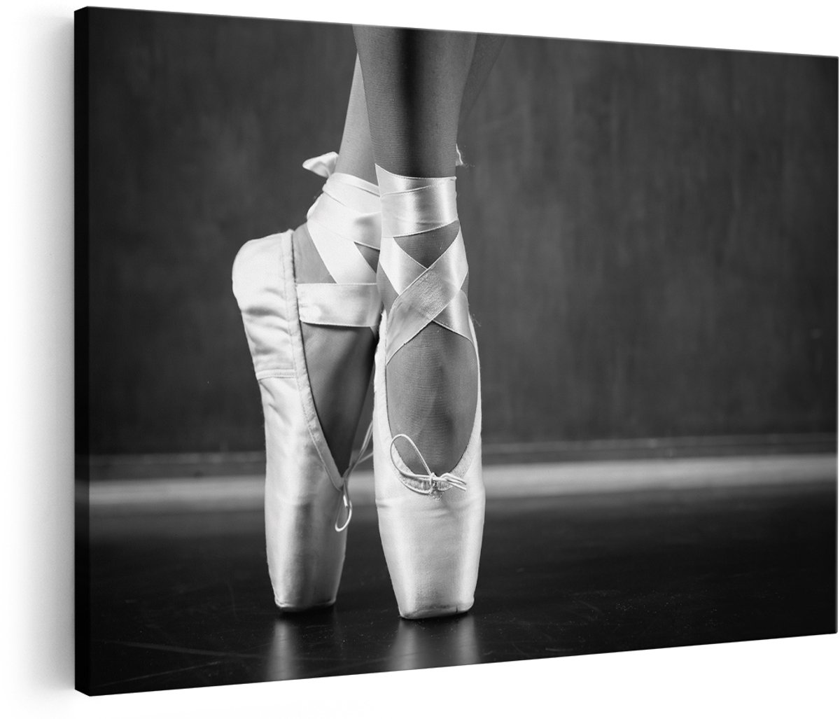 Artaza Canvas Schilderij Ballet Schoenen van een Ballerina - Zwart Wit - 180x120 cm - Groot - Foto Op Canvas - Wanddecoratie Woonkamer