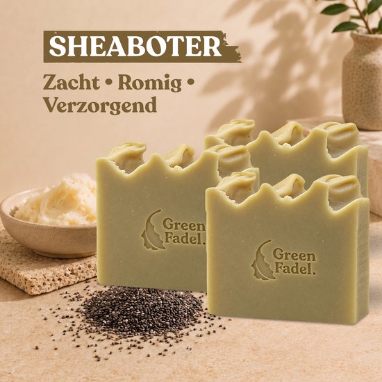 Groene zeep met ingedrukte tekst 'Green Fadel' naast kom sheaboter en chiazaadjes.