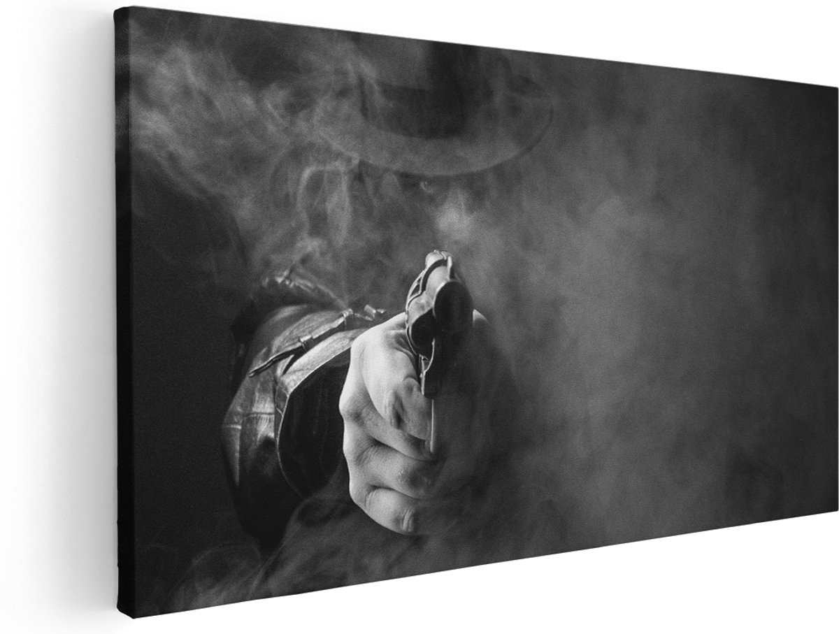 Artaza Canvas Schilderij Man Met Een Hoed Trekt Zijn Pistool - Zwart Wit - 140x70 cm - Groot - Wanddecoratie Woonkamer - Schilderijen - Muurdecoratie