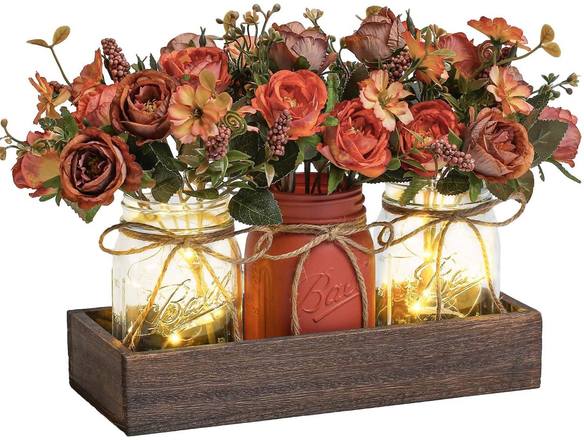 Landelijk LED glazen pot tafeldecoratieset van 3 stuks – houten bak met kunstrozen en zomerbloemen – handgemaakte bloemdecoratie voor eettafel, woonkamer en bruiloft, landelijke stijl in oranje en wit