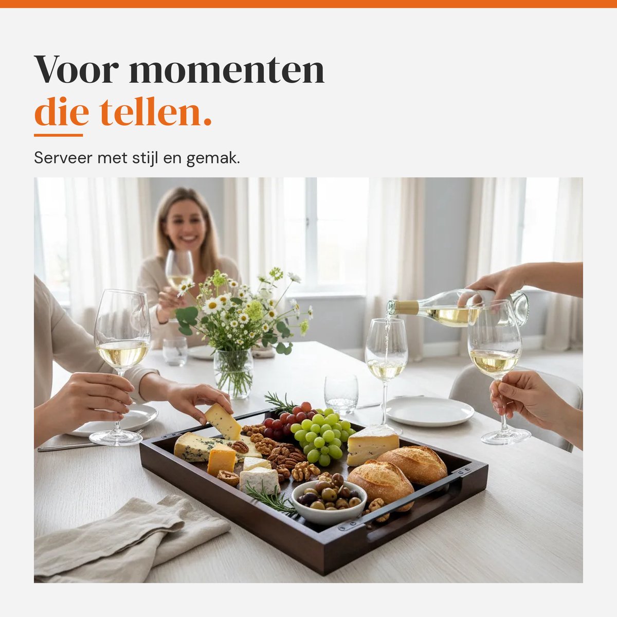 Dienblad Hout 48x38 cm — Acaciahout Rechthoekig — Met Stevige Metalen Handgrepen — Ontbijt op Bed, Serveerplaat, Schootdienblad — Groot Houten Dienblad — Belgisch Merk Les Plaisirs du Chef — cadeau in Koken & Dineren - foto 2