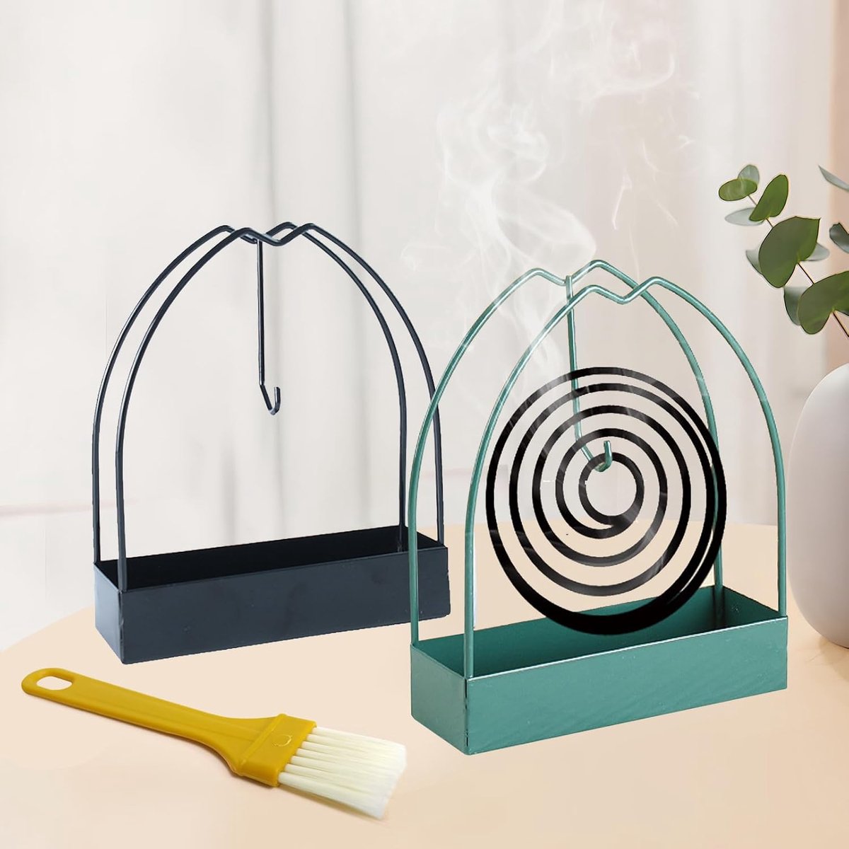 SnelShoppen - Mosquito Coil Holder 2Pcs, Eenvoudige IJzeren Muggenspiralen Houder met Schoonmaakborstel voor Thuis, Tuin en Buiten, Geel