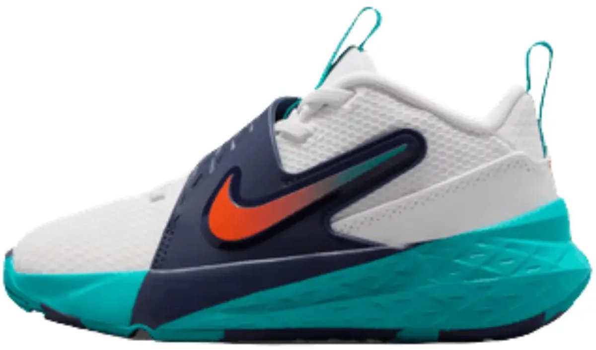 Nike team hustle d 12 in de kleur . Wit