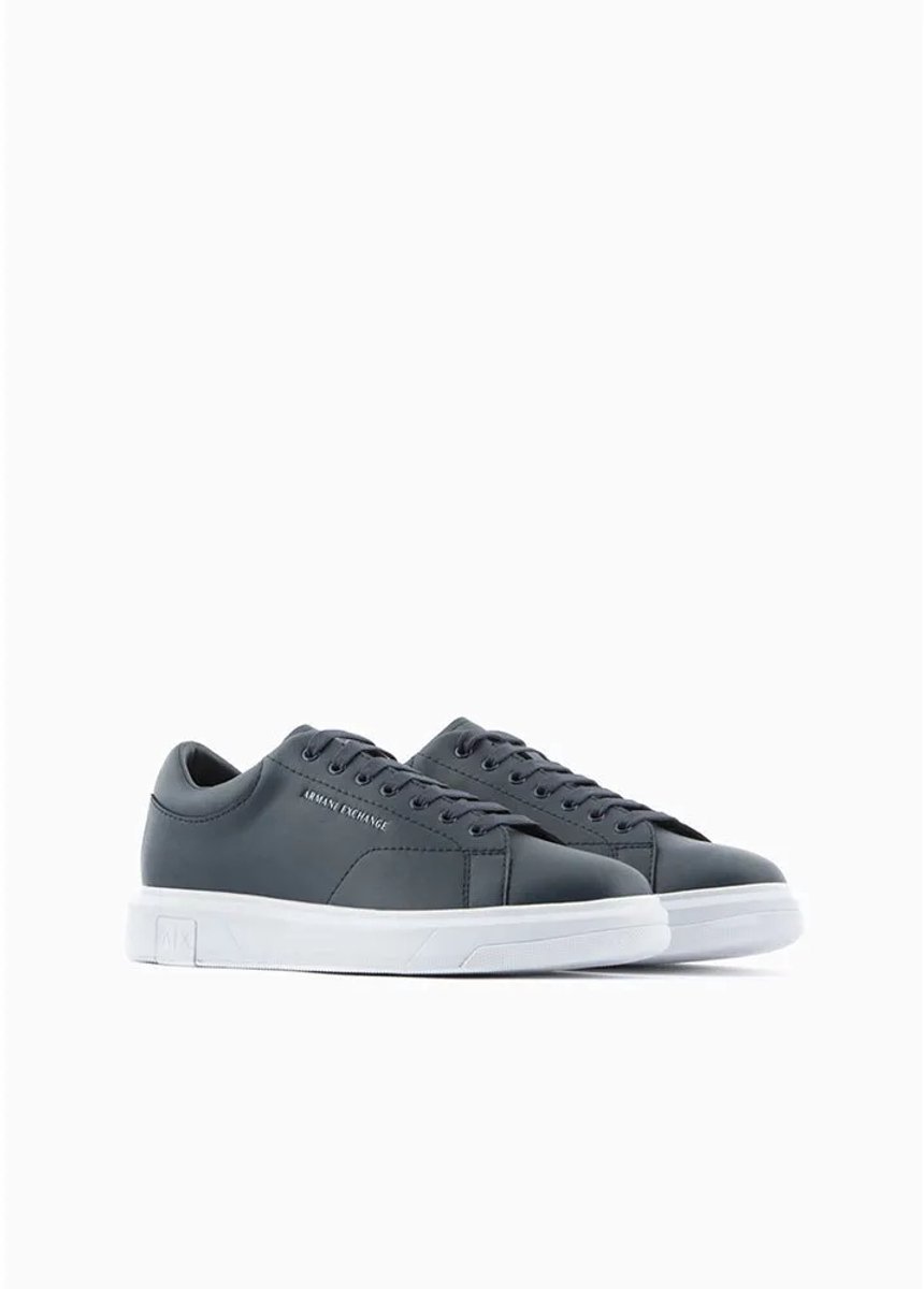 Blauwe Leren Sportieve Sneakers Met Rubberen Zool En Veters