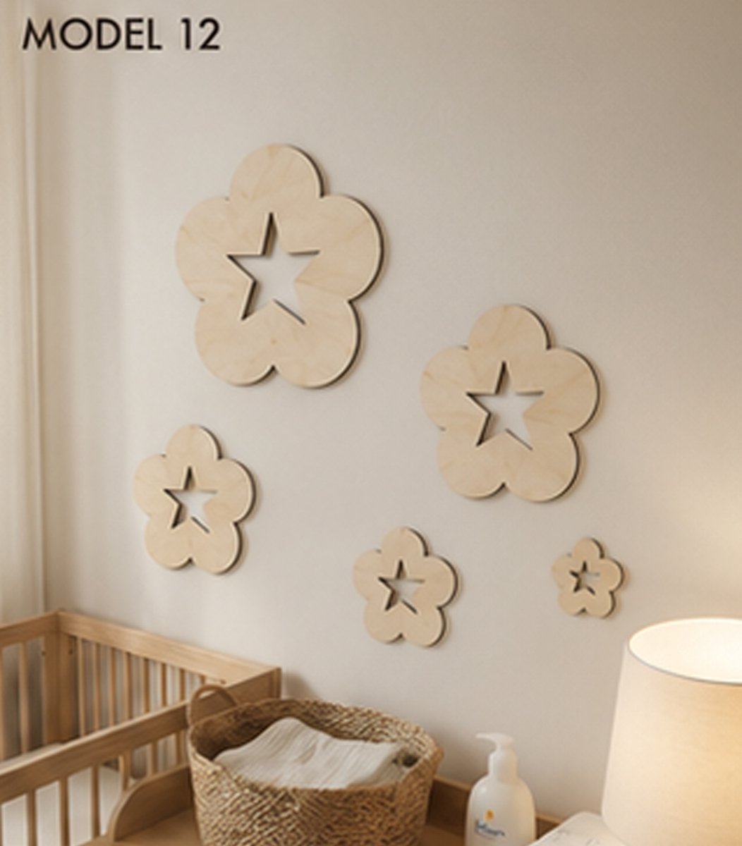 Houten Bloemen Wanddecoratie met Ster – Set van 5 Bloemen – Babykamer Decoratie – Scandinavische Kinderkamer – Natuurlijk Berkenhout