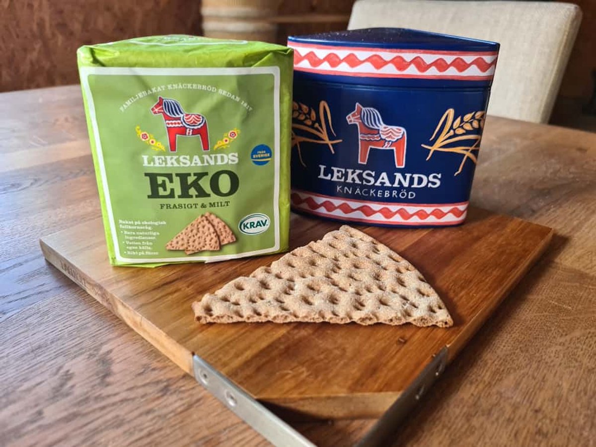 Leksands Knäckebröd bewaarblik - gevuld met een pakje knackebrod - driehoek - enkel — cadeau in Koken & Dineren - foto 5