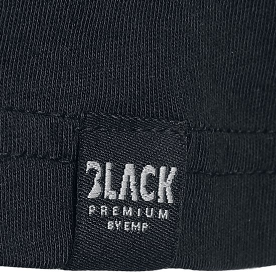 Label van Black Premium by EMP met de tekst 'PREMIUM BY EMP'.