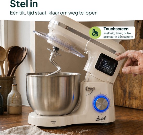 Crème keukenmixer met deeghaak, digitaal display met timer. Vingeraanwijzing op touchscreen.