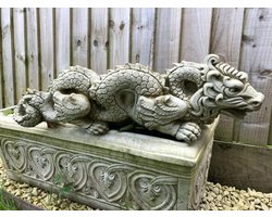 Chinese Draak Beeld - Tuinornament Mythisch - Tuin Decoratie - Gedetailleerd Antiek Design - 56 cm Breed - Steen Grijs