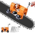 Oranje kettingslijper met zwarte knoppen op een kettingzaagketting. Inclusief accessoires.