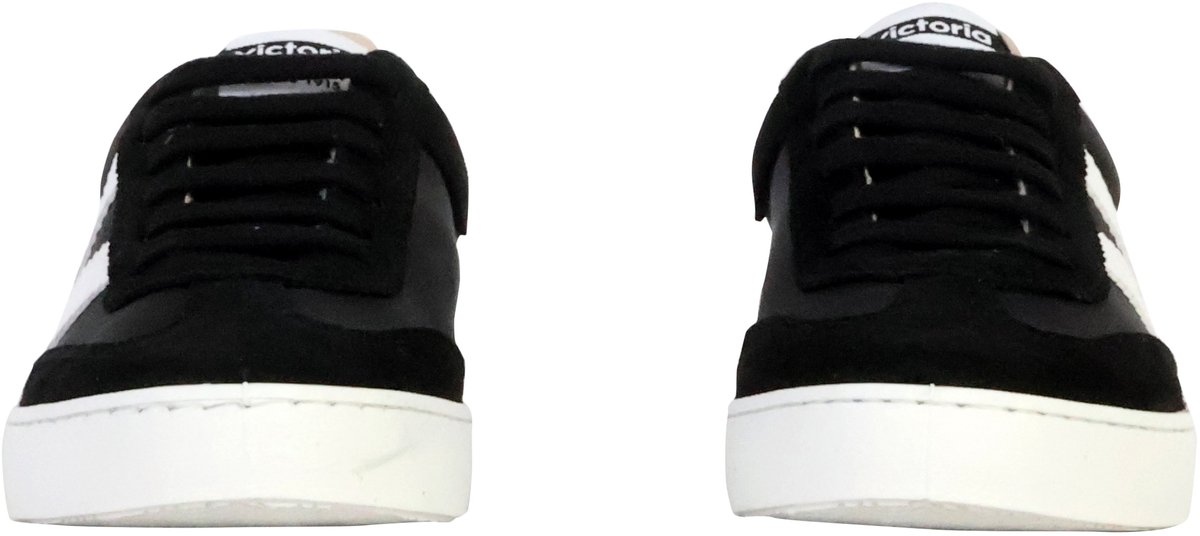 Lage leren sneakers
