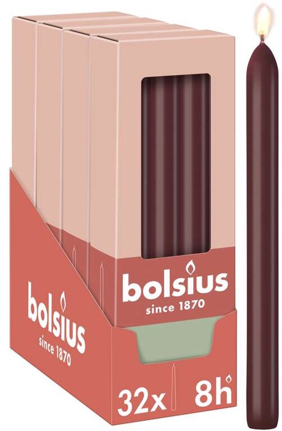 Verpakking met 32 Bolsius dinerkaarsen in bordeauxrood. Zijkant toont '32x 8h'.