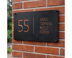 Naambordje Voordeur – Naambordje Huisnummer – 1,5 mm RVS – Modern Design – Met Nummer En Naam - Zwart of Grijs - 20x30-Incl. Bevestigingsset + RVS afstandhouders