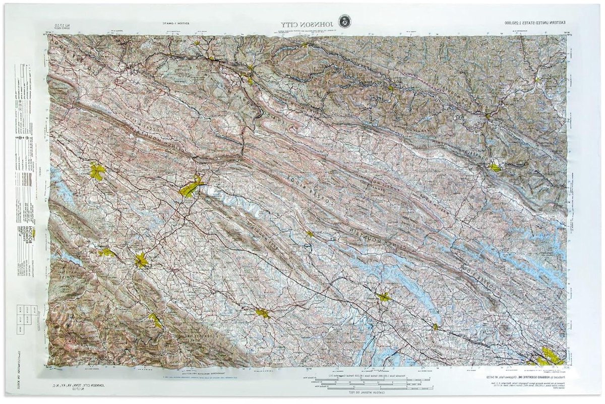 Reliëf Kaart - 3D Topografie - Geografie Leren - Voelbaar Terrein - 84 x 53 cm - Meerdere Kleuren