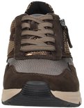 Voorkant van een bruine Gabor sneaker met panterprint, rits en beige zool.