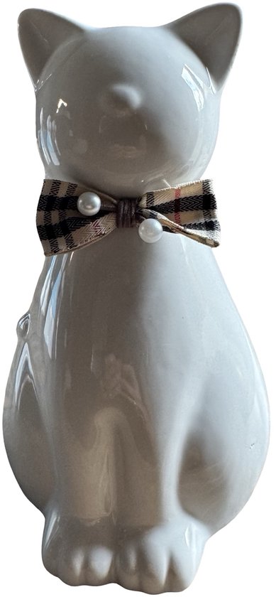 Glanzende witte keramische kattenurn met een ruitjesstrik met parels om de nek.