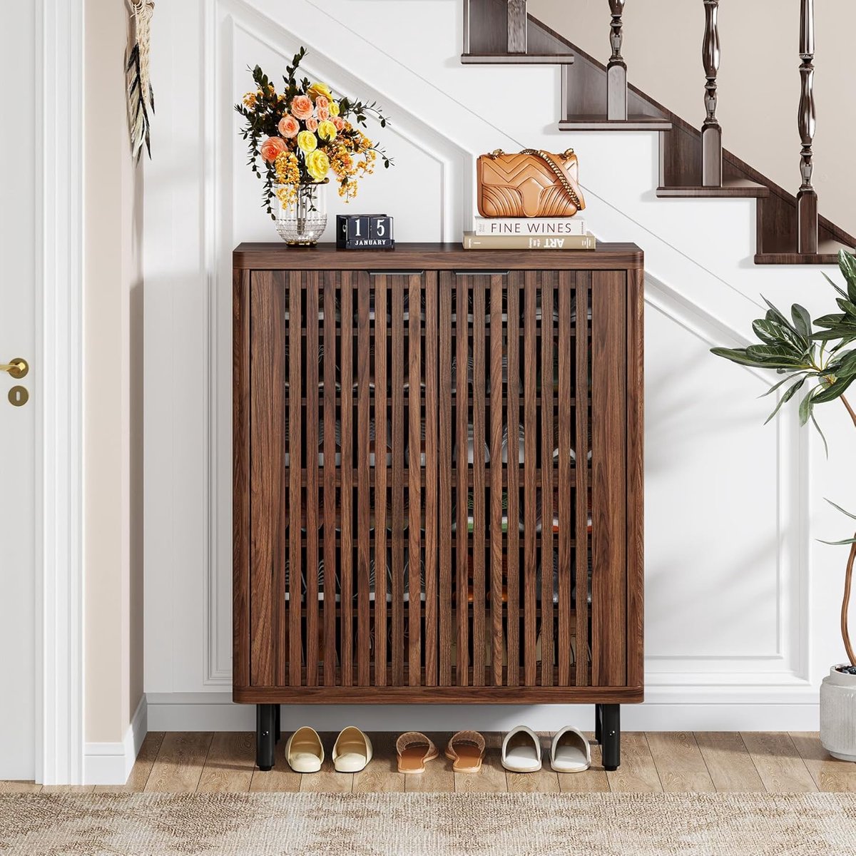 Schoenenkast 85x35x110 cm met Rolluikdeuren en 6 Verdiepingen – Grote Schoenenopberger met Verstelbare Planken, Ventilerend Design, Lichtbruin Houtlook – Urbanhome